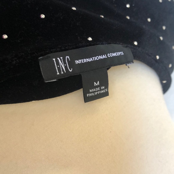 Tops - Picture 3 of 3